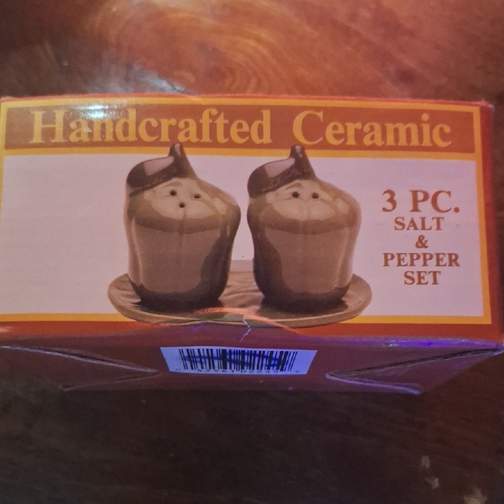 Handcrafted Ceramic Salt & Pepper Set